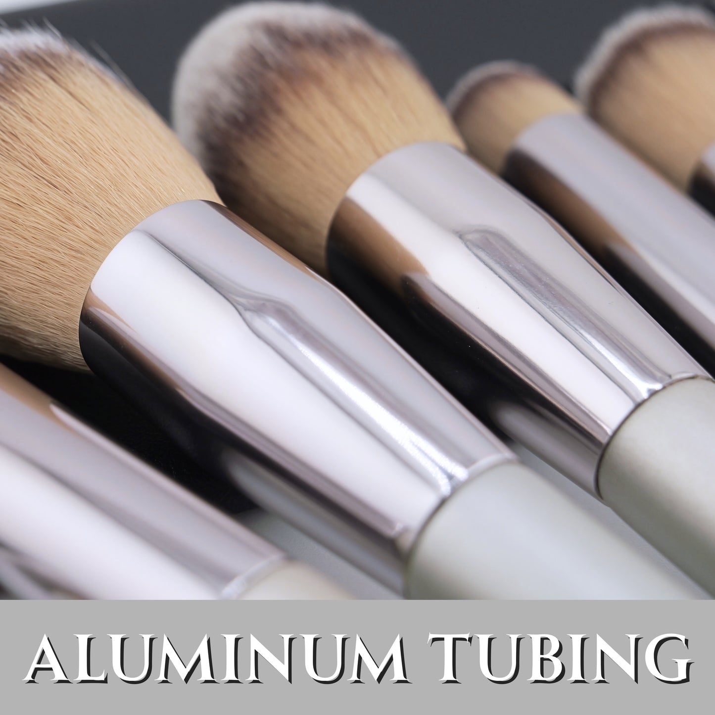 Elegant Makeup Brush Set with Case – 10 PCS Sleek Silver Professional Makeup Brushes Kit for Foundation, Powder, Blush, Eyeshadow & Concealer – Travel Brush Set with Bag