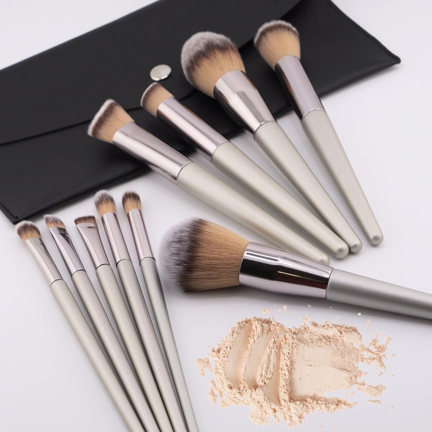 Elegant Makeup Brush Set with Case – 10 PCS Sleek Silver Professional Makeup Brushes Kit for Foundation, Powder, Blush, Eyeshadow & Concealer – Travel Brush Set with Bag